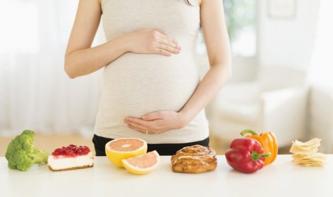 Ăn gì để vào con không vào mẹ, thai nhi tăng cân vù vù? 2