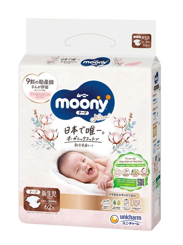 Bỉm - Tã dán Moony Natural size Newborn 62 miếng (cho bé ~ 5kg)